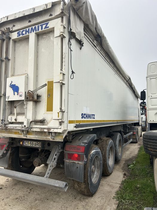 De vanzare remorca SCHMITZ