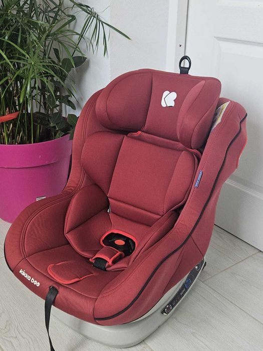 Scaun auto 360° culoare roșie