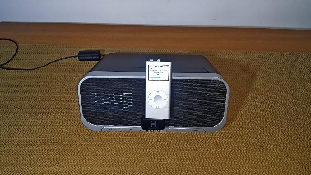 Radio-ceas IHome cu docking pt. iPod