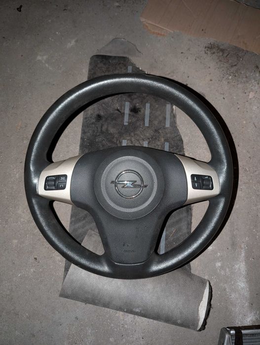 Останали части от Opel Corsa D
