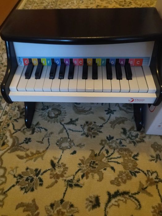 Детско пиано Classic World