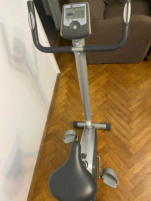 Bicicleta fitness magnetica Domyos pt slabit, tonifiat