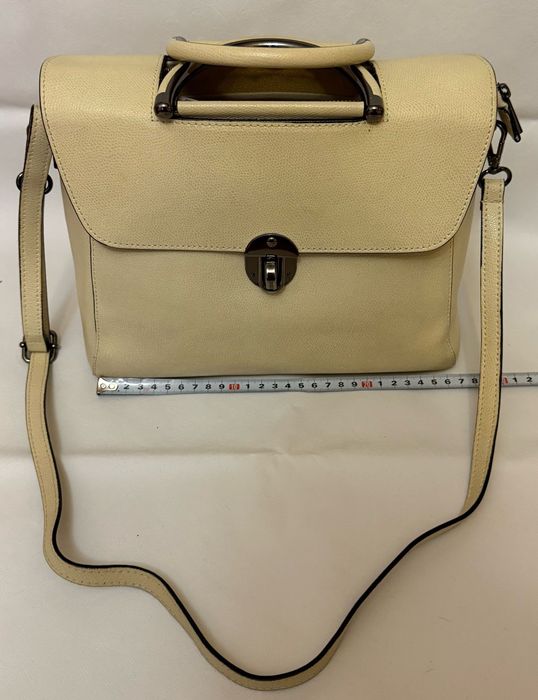 Дамска чанта от естествена кожа