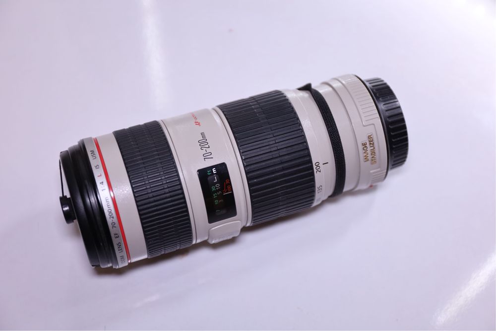 Canon EF 70-200mm f/4.0 L IS USM