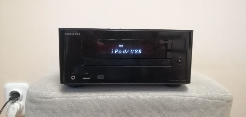 ! Ocazie.Vand amplificator mini sistem muzical Onkyo CR-245, Bluetooth
