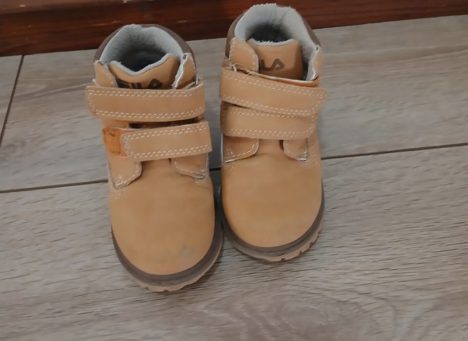 Ghete / bocanci baieti, marimea 23