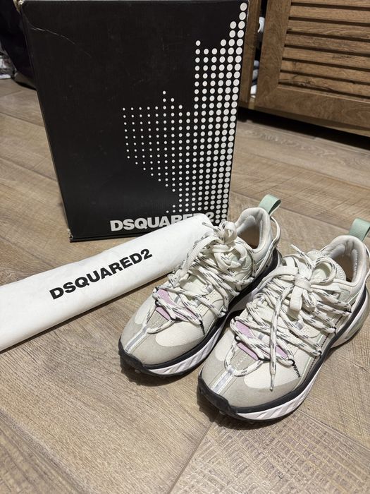Dsquared2 bubble