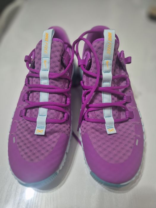 Adidasi nike metxon  42