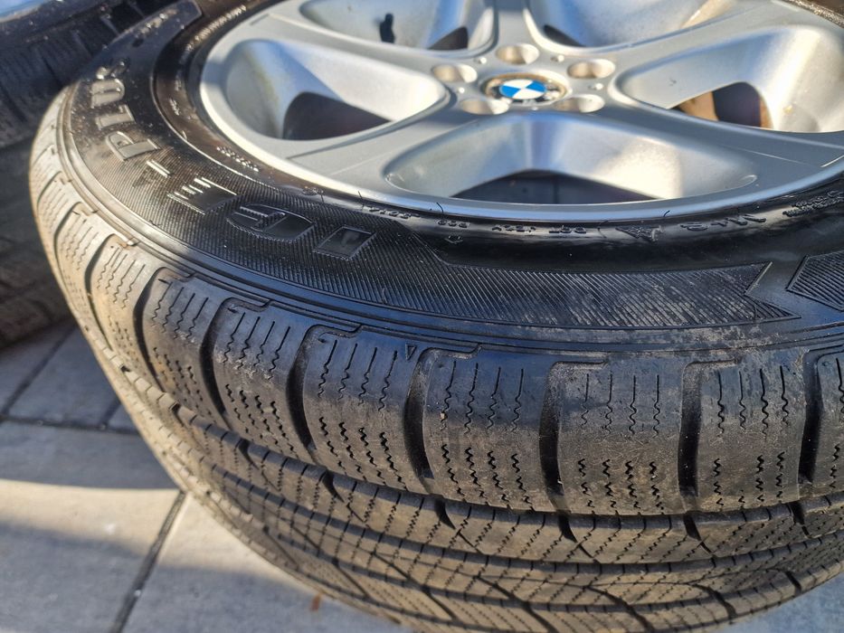 Jante originale BMW 18” cu anvelope iarnă 255/55 R18