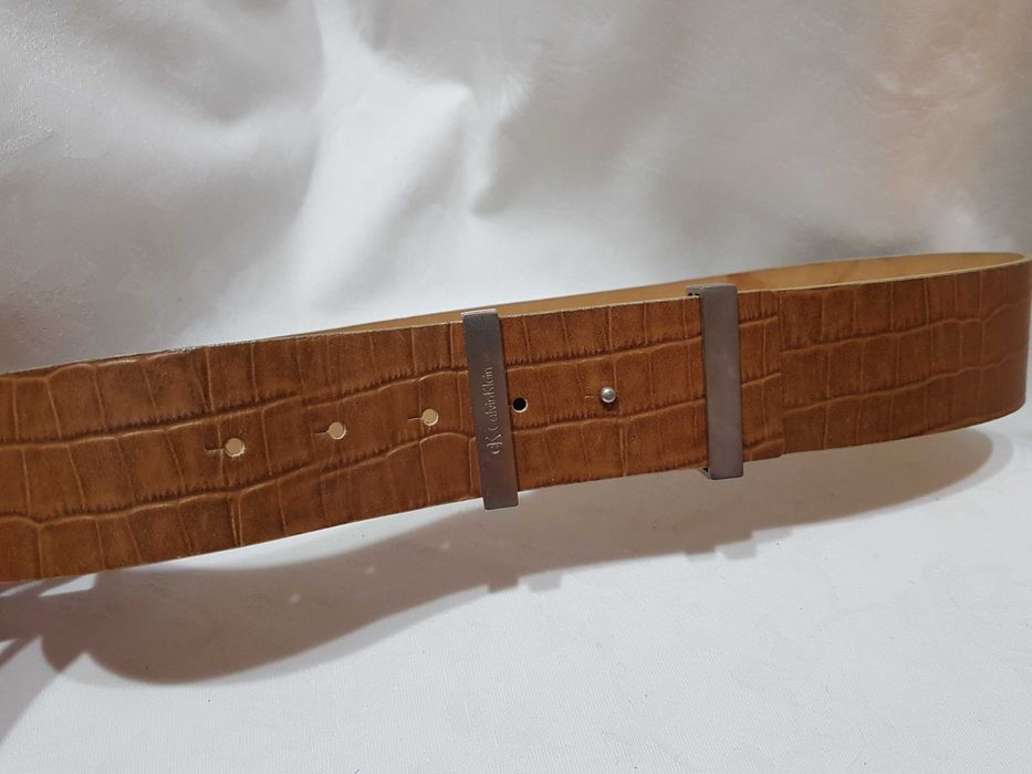 Curea dama noua Calvin Klein, din piele  maro deschis marimea S