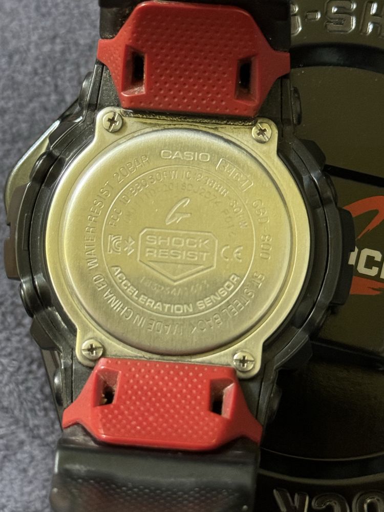 Часовник G-Shock