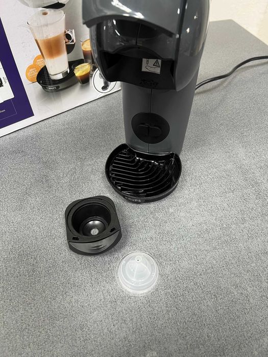 Кафемашина с капсули KRUPS DOLCE GUSTO GENIO S