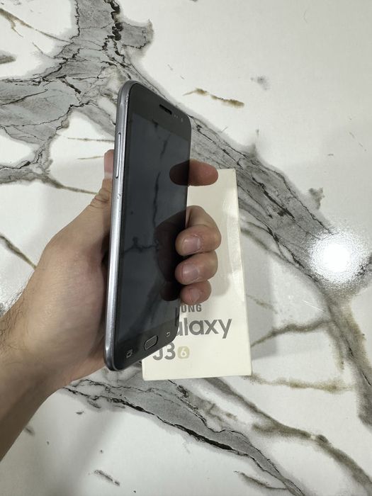 SROCHNO! Samsung J3 2016 & Samsung Gusto (Dual) sotiladi