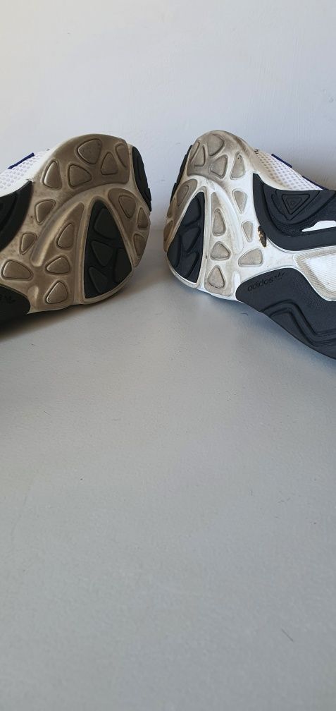 Adidas Lexicon white