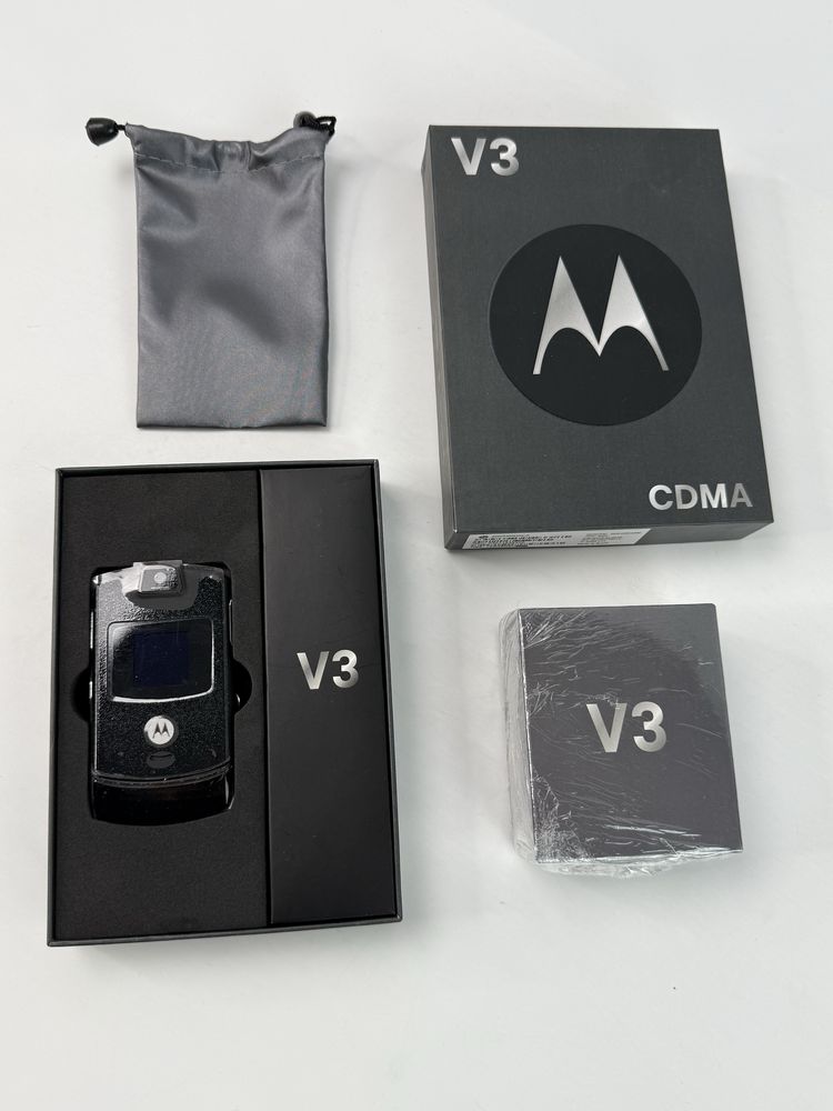 Perfectum MOTOROLA RAZR V3  CDMA новый пачка