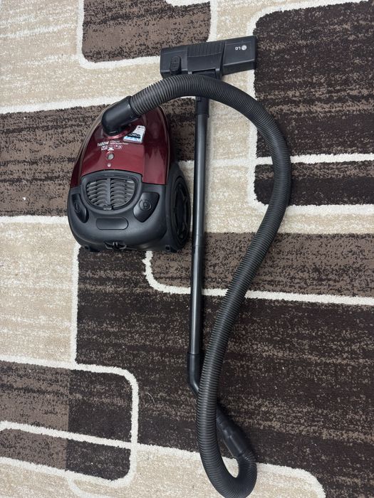 Пылесос lg бу работючий в хорошем состоянии