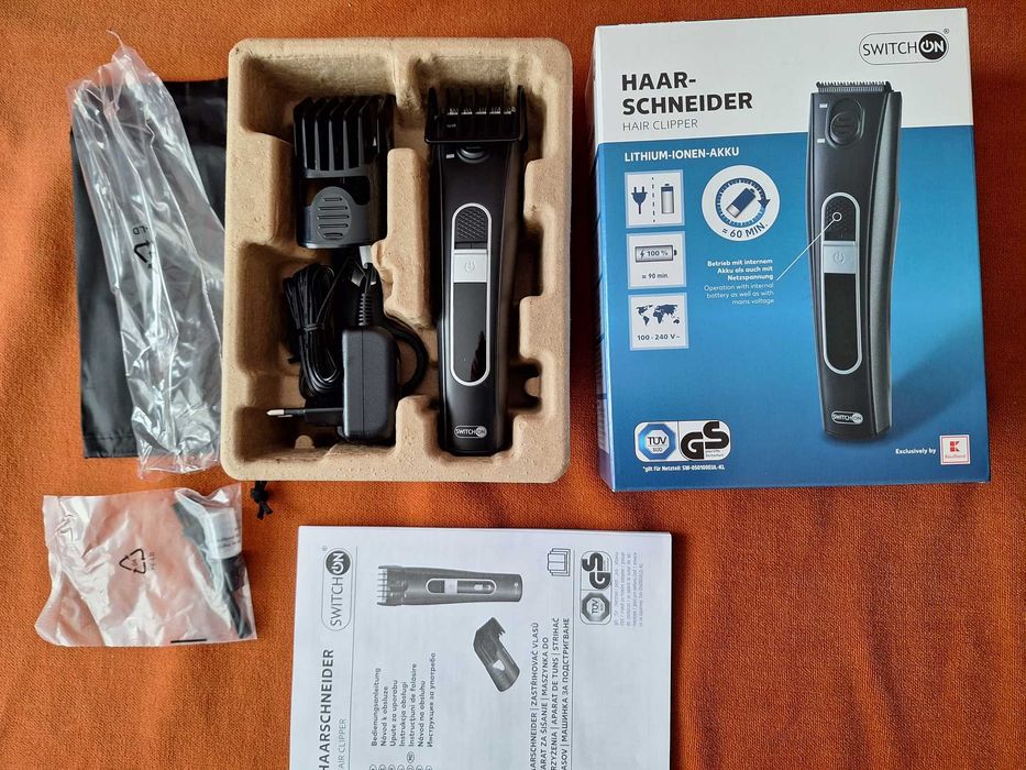 Masina electrica /  Aparat de tuns, alimentare  la baterii sau 220v