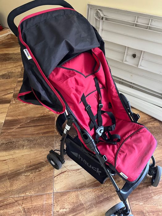 Продавам бебешка количка