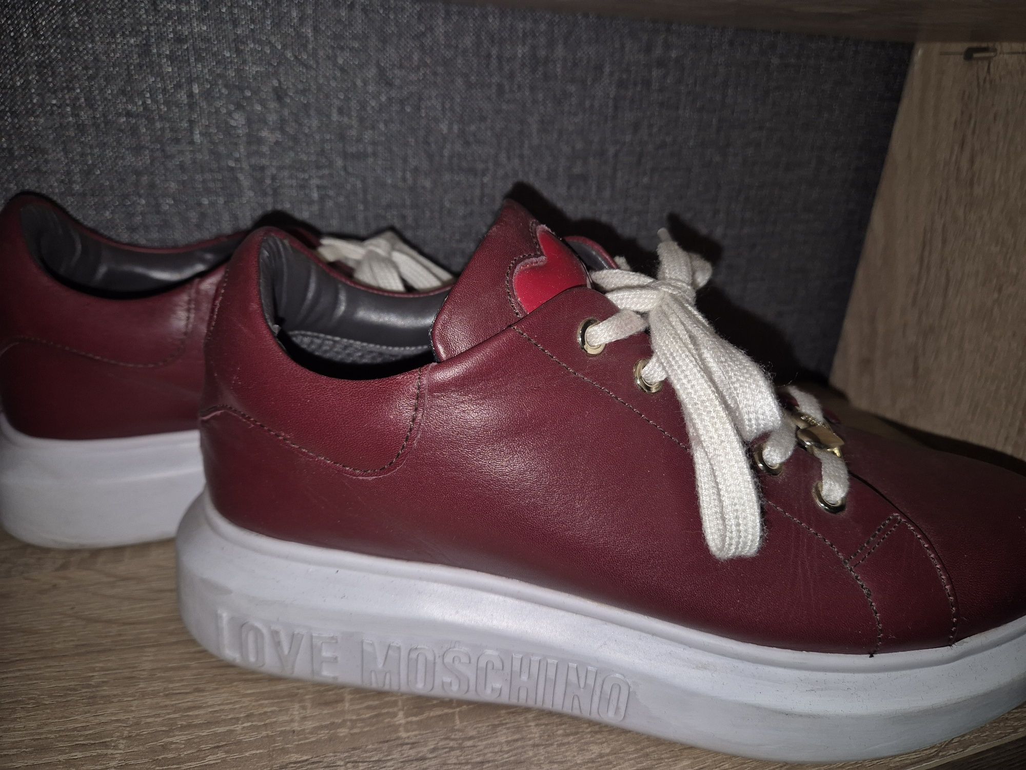 Love Moschino номер 40