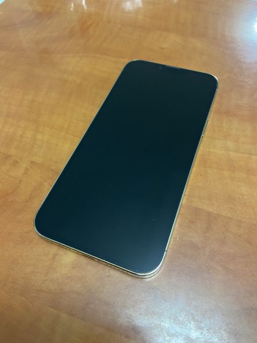 Iphone 13 Pro Max gold