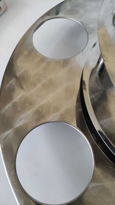 Въртяща се поставка от неръждаема стомана