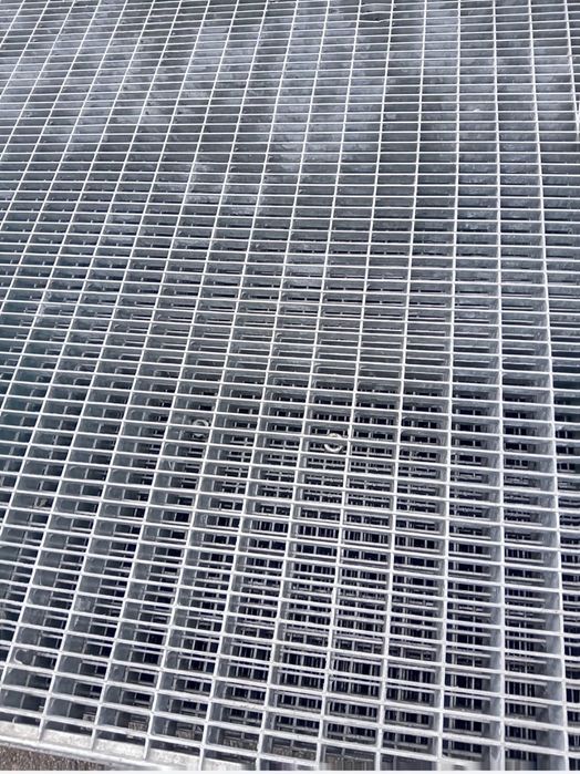 Grătare zincate galvanizate tăiem orice dimesune dorita de client