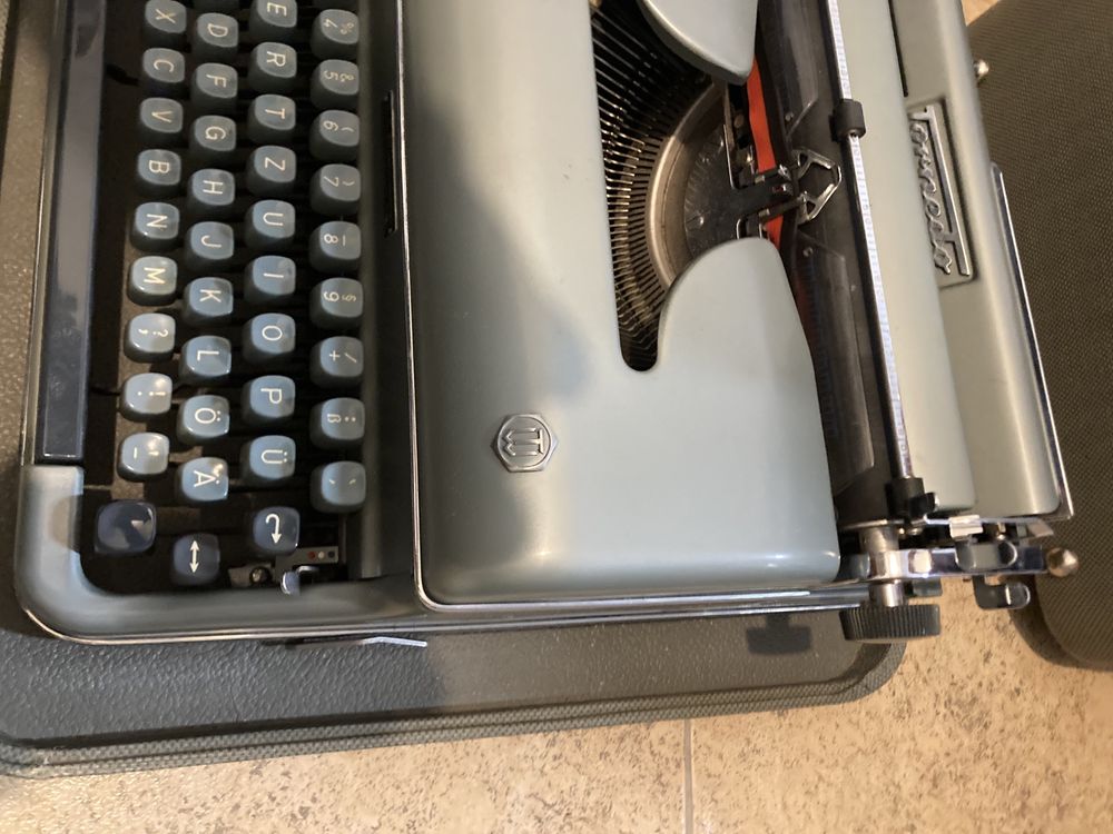 Torpedo печатна пишеща машина