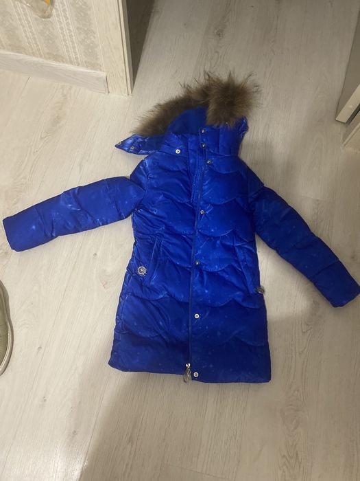 Продаю Зимний комбинезон .Фирма .Kiko .15..000 тыс .