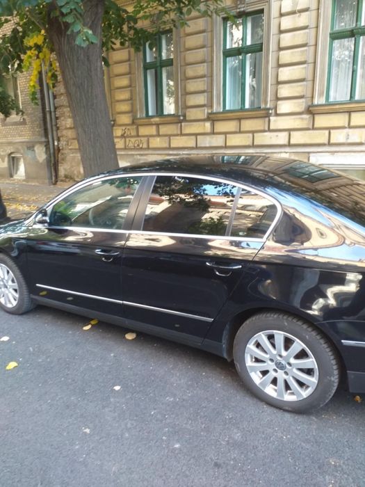 Vând Volkswagen pasat