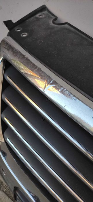 Предна решетка / Маска VW Passat B6 с емблема, хром, за парктроник