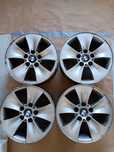 Vand jenti originale bmw e90 ,set 4 buc,stare bună, R16, aluminiu