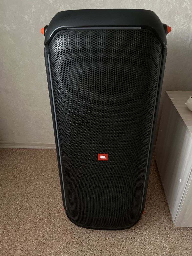 Аудиосистема JBL Party Box 710