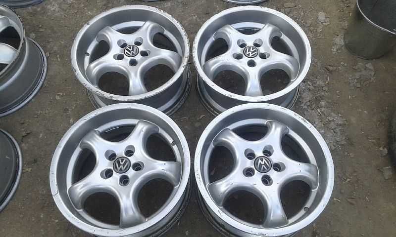 Продам оригинальные легкосплавные диски фирмы "ENZO"