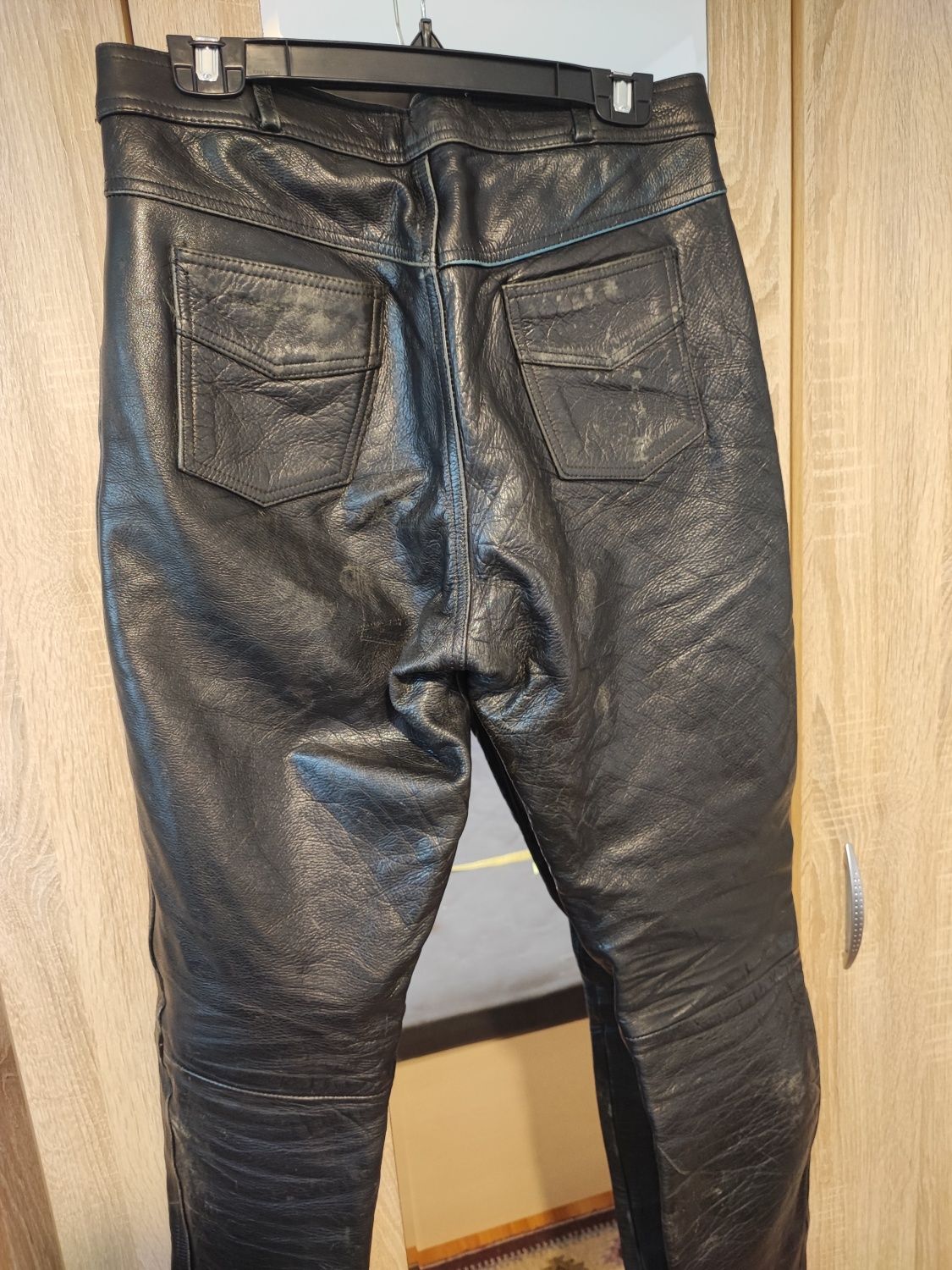 2 perechi pantaloni piele moto