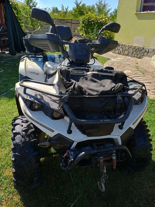 Atv Linhai ,4x4 culoare alb/negru