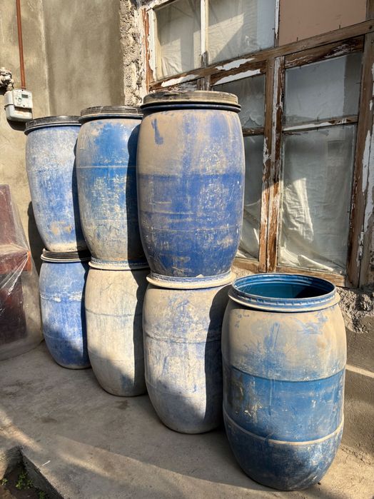 Продаются бочки 200л