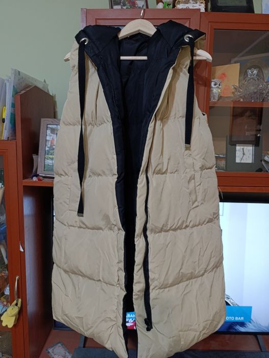 Двулицев елек ,бежово-черен