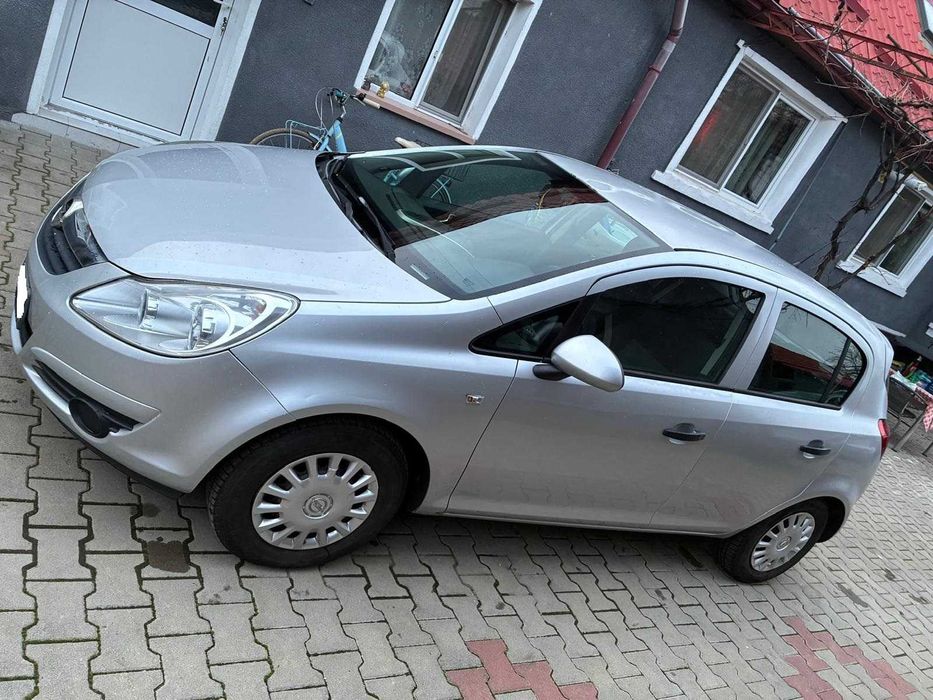 Opel CORSA D 1.3 CDTI 75 cp 2009
