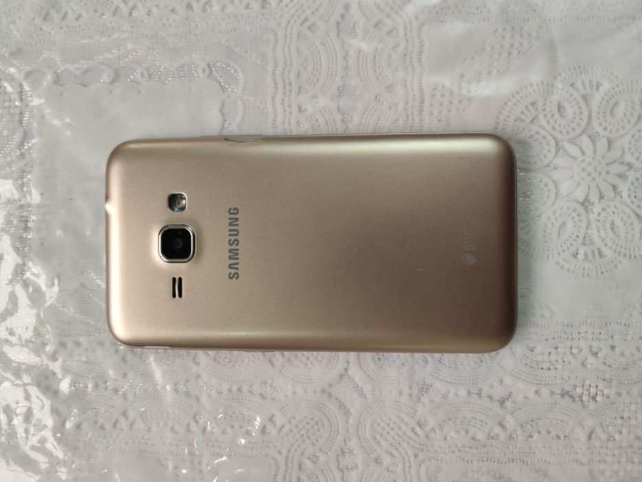 Самсунг телефон Сотилади