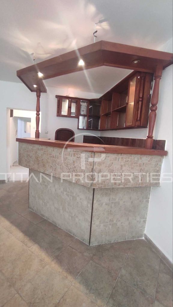 Продава се Магазин в Пловдив, Кючук Париж - 58 кв.м за 1225 €/кв.м - Снимка #2