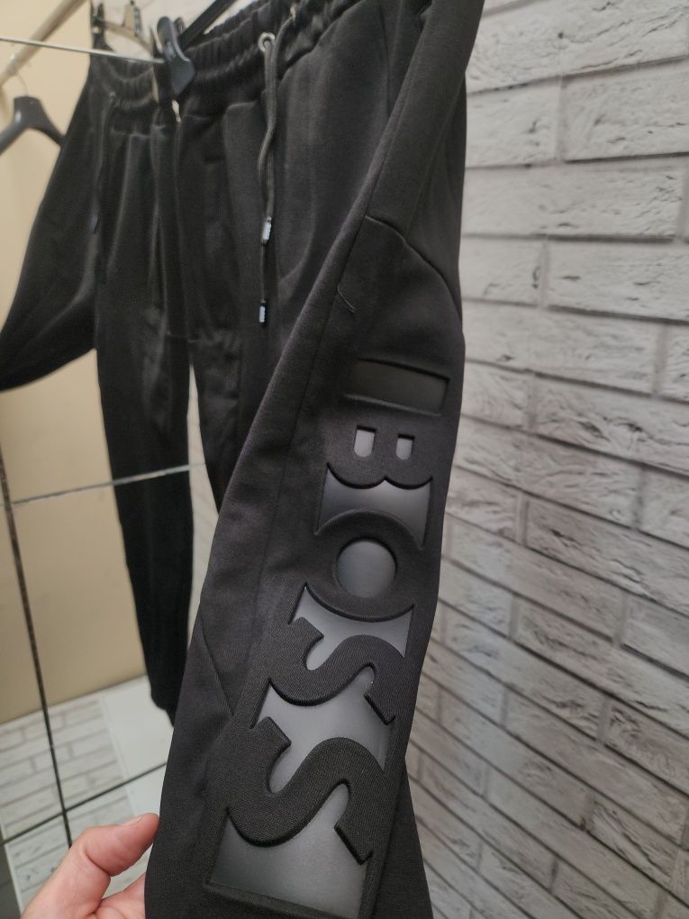 Hugo Boss мъжки екип