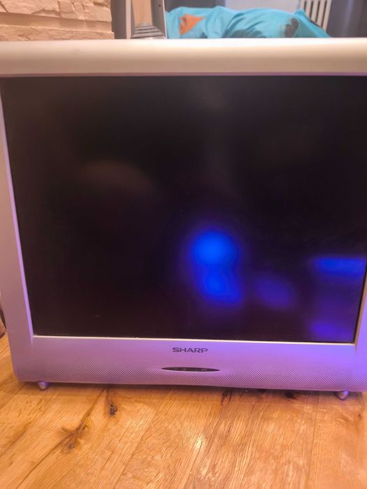 Televizor Sharp 48 cm