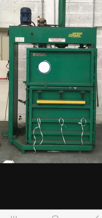 Presă  baloți reciclare