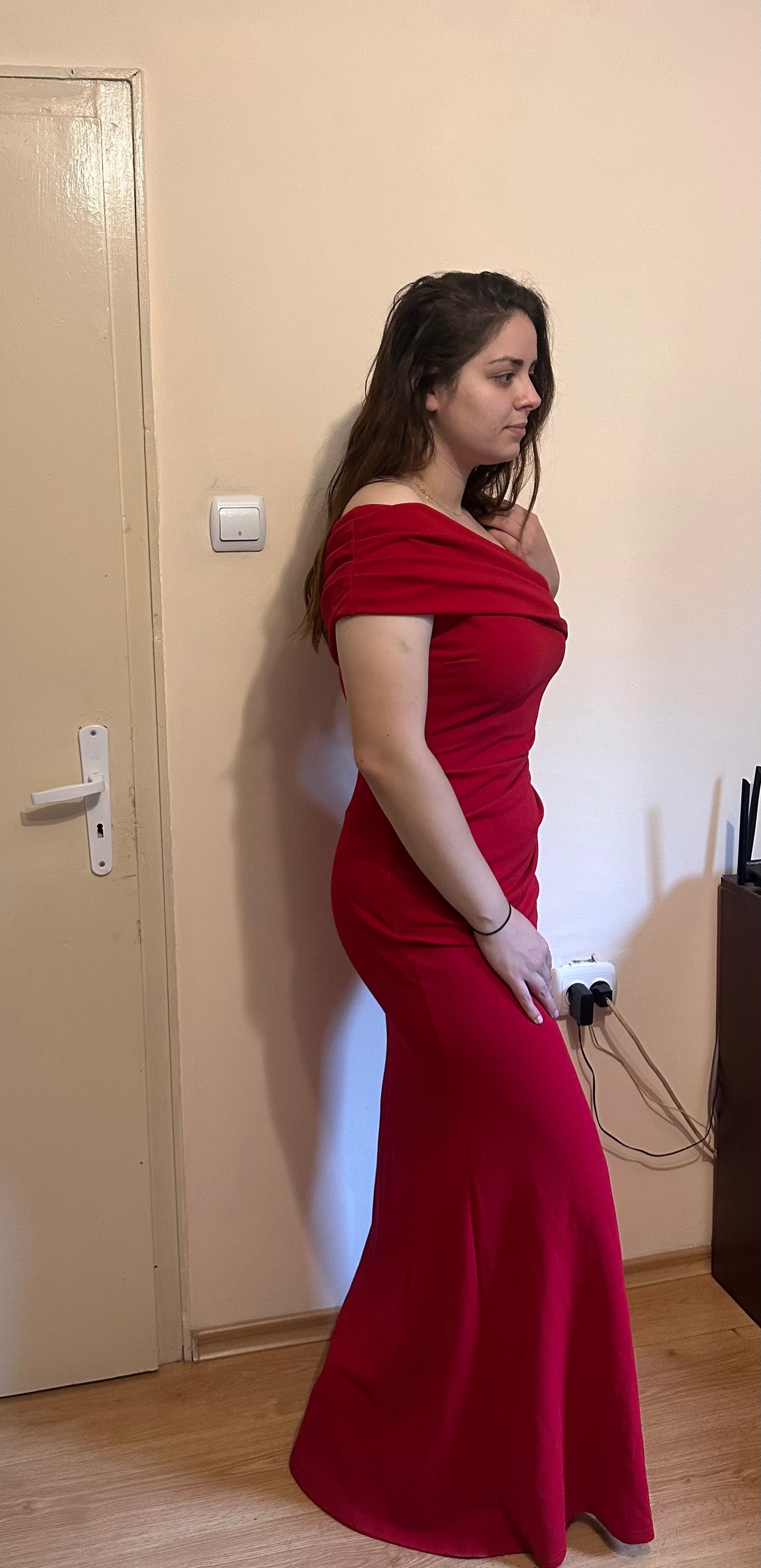 Официална червена дълга рокля