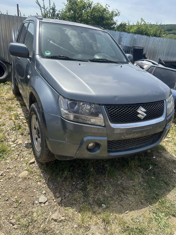 Dezmembrez Suzuki Grand Vitara 1.9 ddis