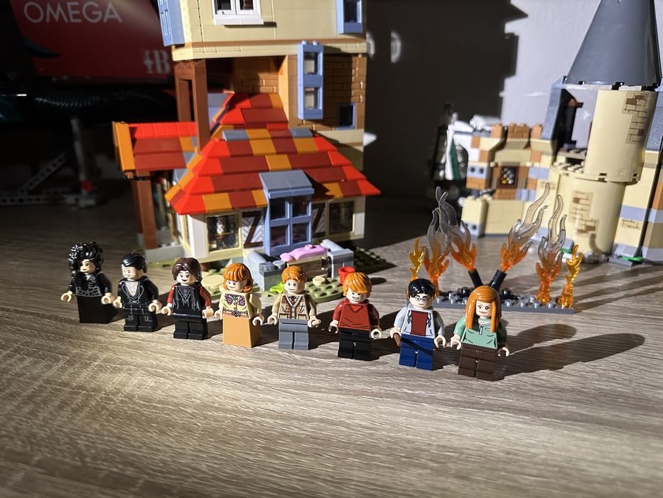 Lego Harry Potter Attack on the Burrow