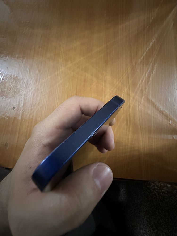 Iphone 12  128GB L/LA region