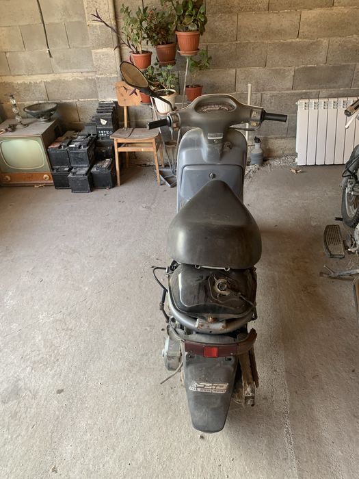 Продавам скутер Honda Tact