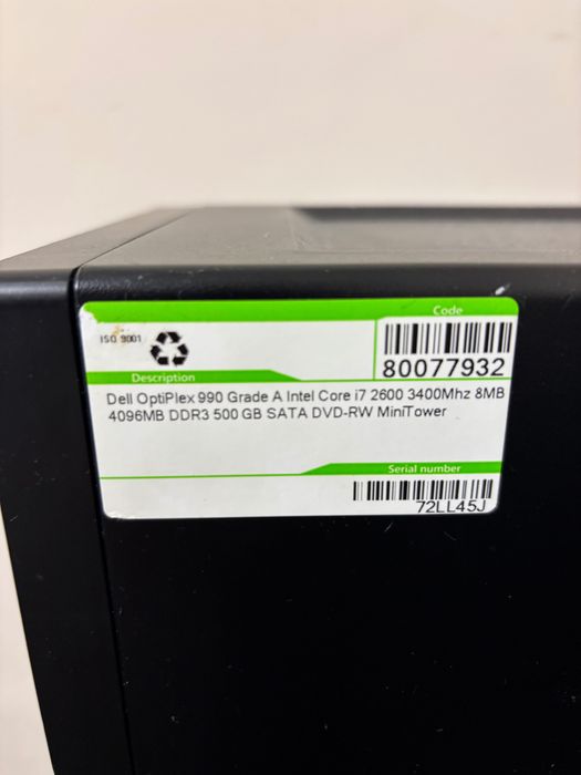 монитор и компютър