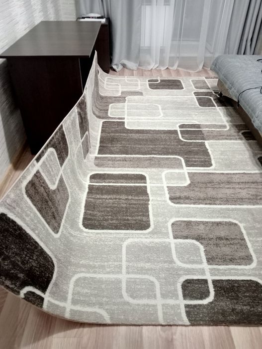 Продам ковёр б/у